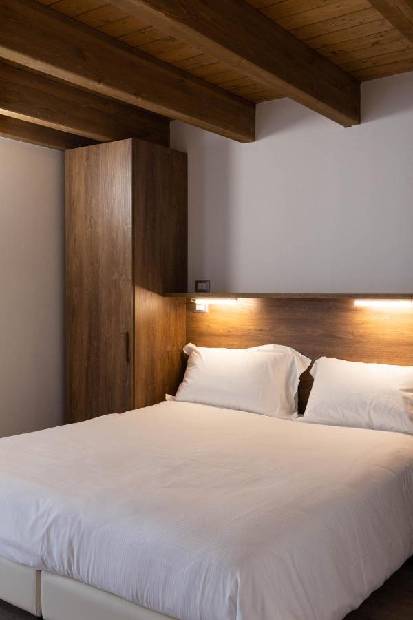 أبريكا Residence Villa Brioschi المظهر الخارجي الصورة