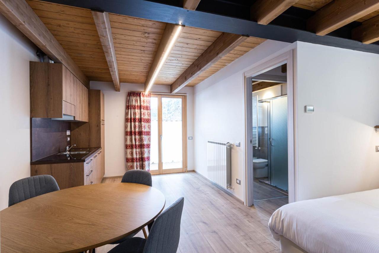 أبريكا Residence Villa Brioschi المظهر الخارجي الصورة