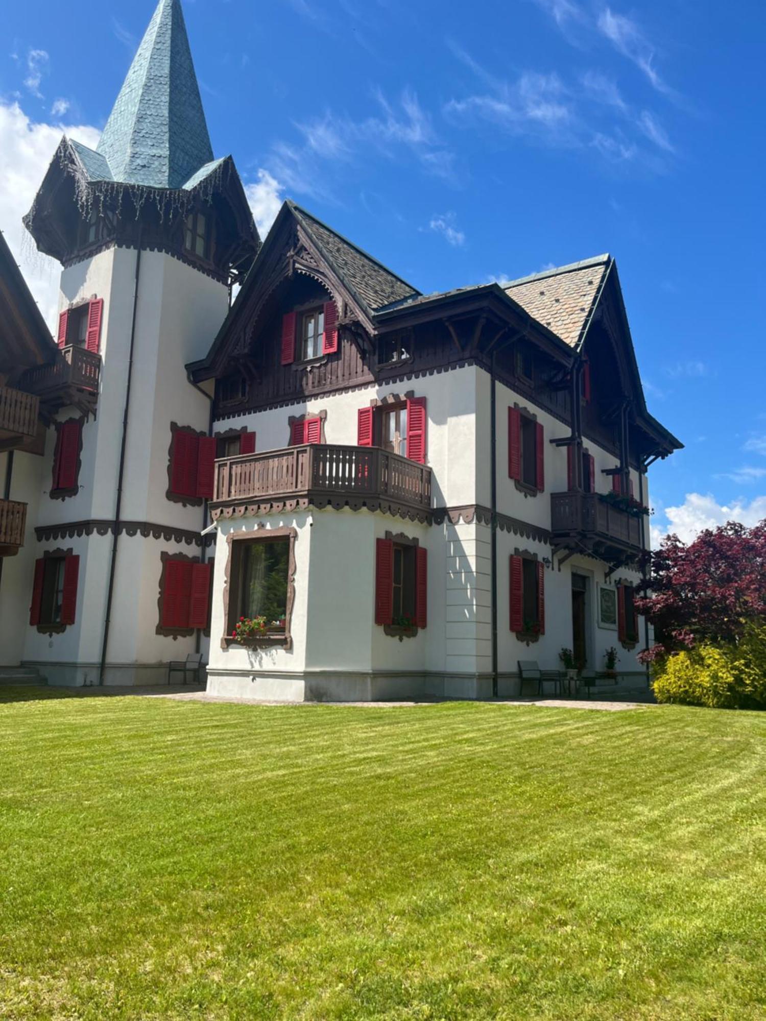 أبريكا Residence Villa Brioschi المظهر الخارجي الصورة