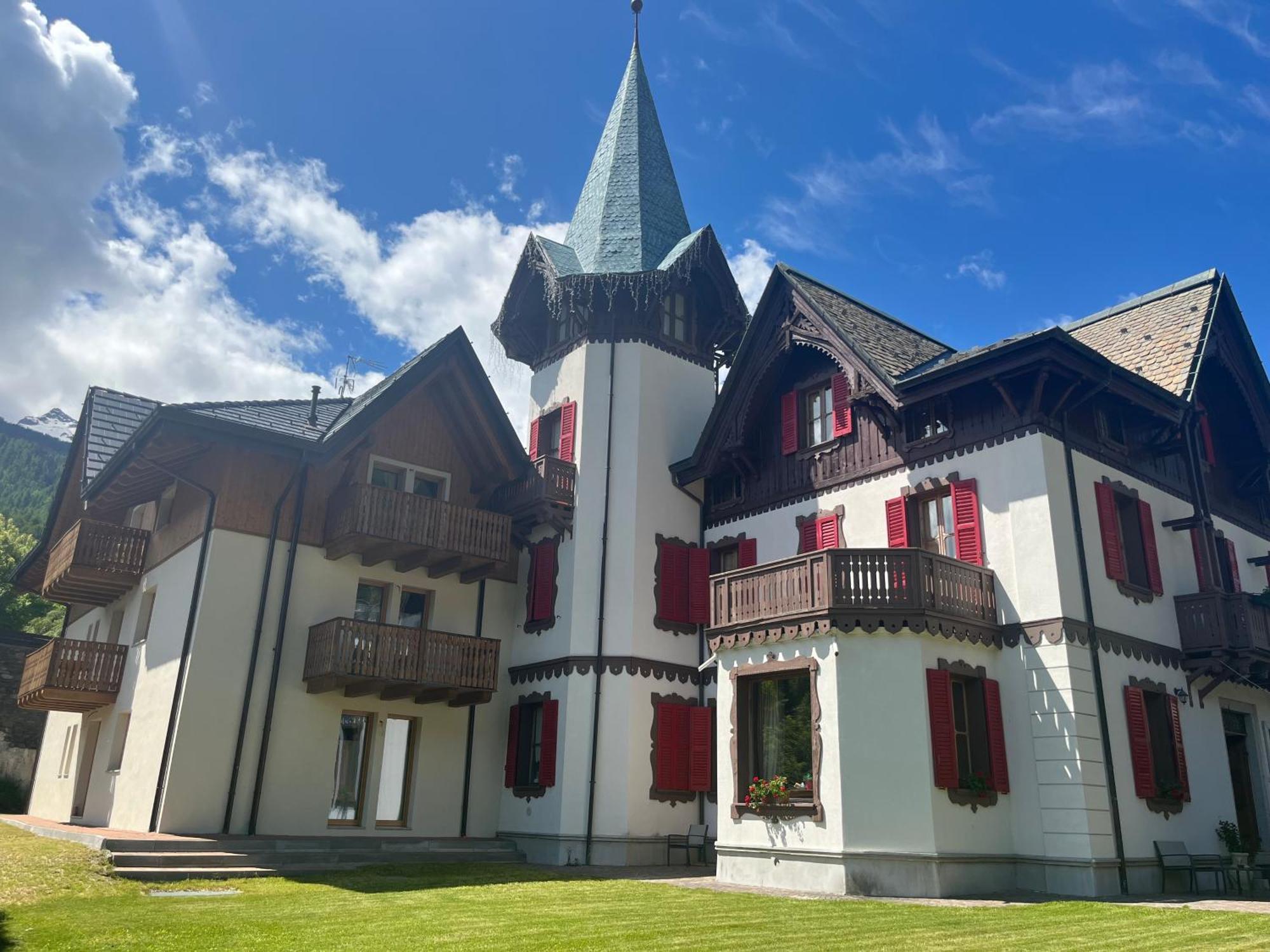 أبريكا Residence Villa Brioschi المظهر الخارجي الصورة